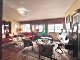 SINTECD2 VENDE: PISO DE 200m CON PLAZA DE GARAJE EN EL CENTRO. REF1309 photo 0