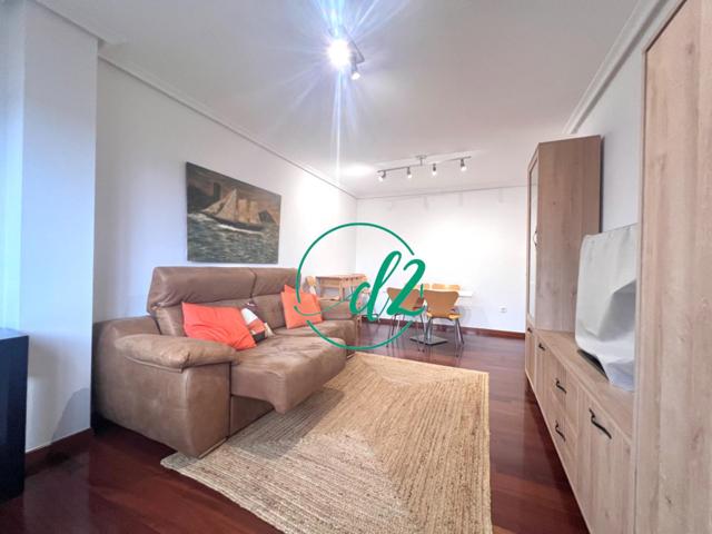 SINTECD2 VENDE: ACOGEDOR Y LUMINOSO PISO CON PLAZA DE GARAJE EN LA ZONA UNIVERSIDAD. REF 1345 photo 0