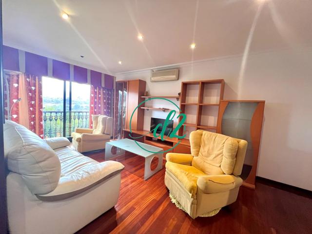 SE VENDE ACOGEDOR PISO CON PLAZA DE GARAJE CERRADA Y BODEGA EN MARIÑAMANSA. REF. 1407 photo 0