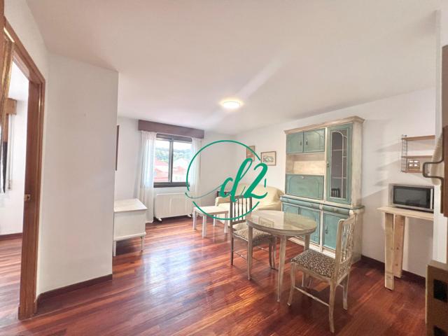 SE ALQUILA ACOGEDOR ESTUDIO EN EL CENTRO DE CELANOVA. REF1420 photo 0