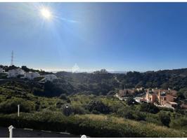 Dúplex con Vistas al Mar – Una Oportunidad de Inversión Única! photo 0