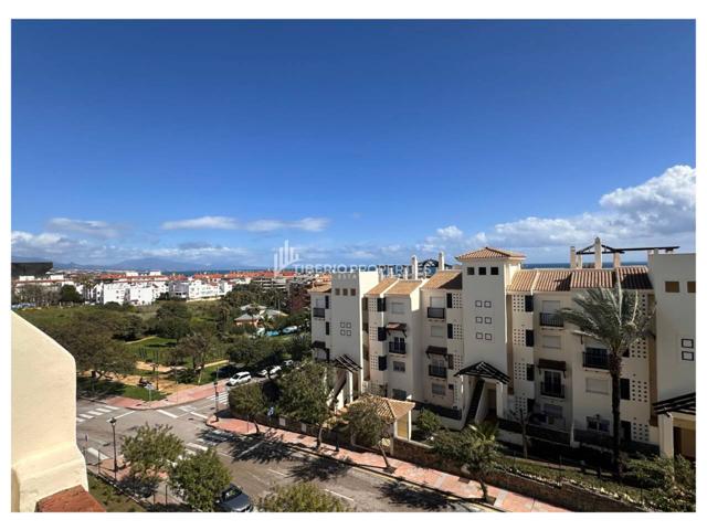 Exclusivo ático en La Duquesa, Manilva – Confort y vistas al mar photo 0