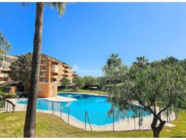 Luminoso Apartamento con Gran Terraza, Vistas al Mar, Piscina y Plaza de Parking Privada – Sabinillas photo 0