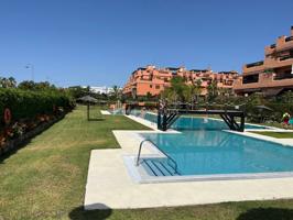 Apartamento de 2 Dormitorios con Vistas al Mar, Primera Línea de Playa photo 0