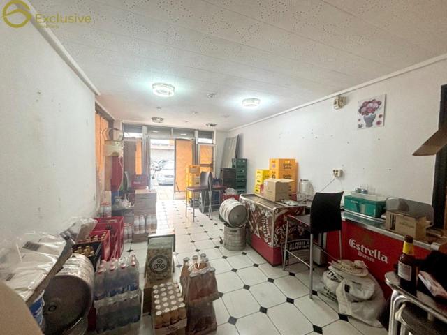 ¡Oportunidad de inversión en el centro de Versalles! Dos locales comerciales con alta rentabilidad photo 0