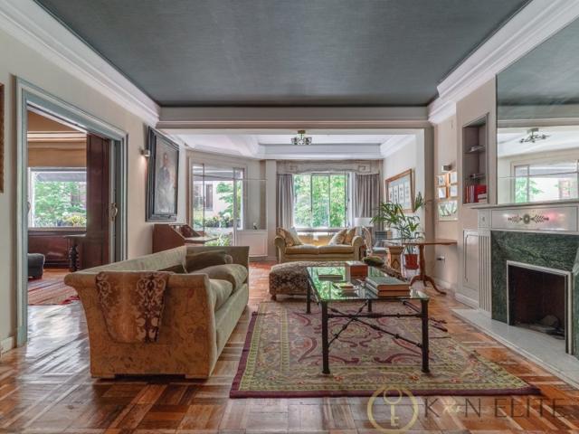Piso En venta en Castellana, Madrid photo 0