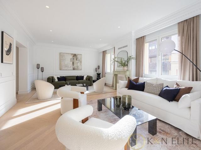 Piso En venta en Recoletos, Madrid photo 0