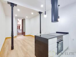 Piso En venta en Fuencarral, Madrid photo 0