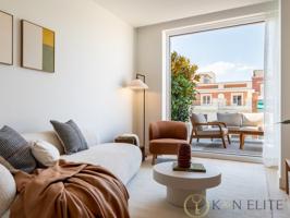  Ático En venta en Almagro, Madrid photo 0