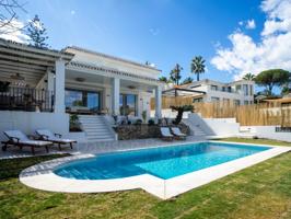 Villa En venta en Las Brisas, Marbella photo 0