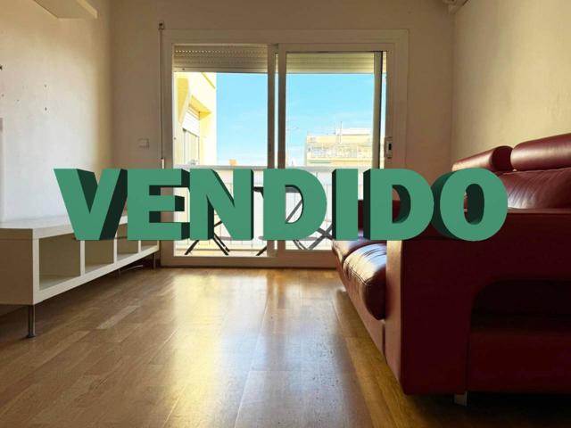 Piso en venta en Barberà del Vallès photo 0