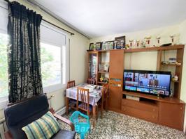 Piso en venta en Barberà del Vallès photo 0