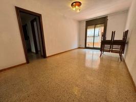 Venta de piso Piso de 4 habitaciones con ascensor en Bona Sort, Cerdanyola del Vallès - Centre-Cordelles photo 0
