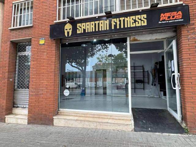 Local comercial en alquiler photo 0