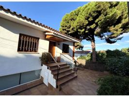 Chalet unifamiliar en Barberá del Vallès photo 0