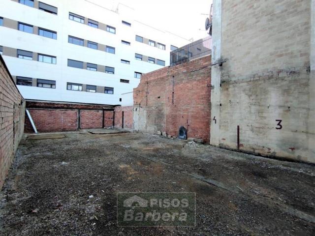 Terreno en venta en Barberà del Vallès photo 0