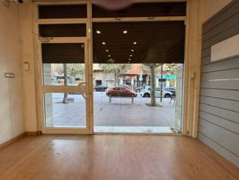 Local comercial en venta en Paseo Doctor Moragas Barberà del Vallès photo 0