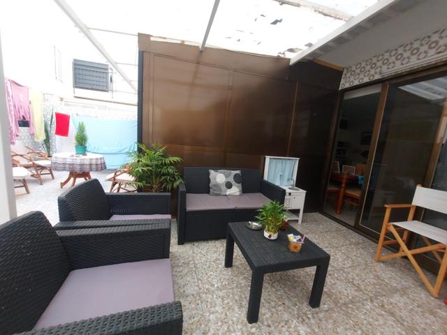 MAGNIFICO PISO EN ALICANTE CON AMPLIA TERRAZA Y PATIO INTERIOR photo 0