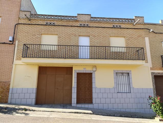 Casa amplia en venta en Valle de la Serena C. PRIMERO DE MAYO – Espacios versátiles y gran potencial photo 0