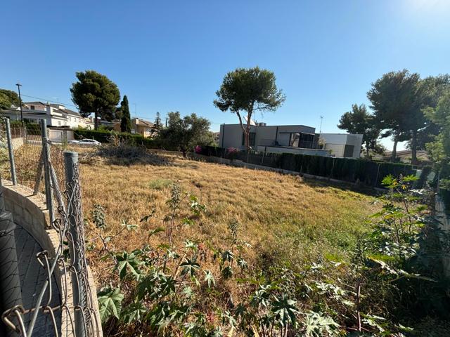 ¡Terreno Exclusivo en Venta! Parcela de 700 m² en Santa Apolonia, El Vedat de Torrent photo 0