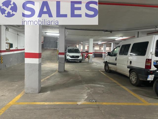 ¡Se vende plaza de garaje en La Poble Nou! 🚗 photo 0