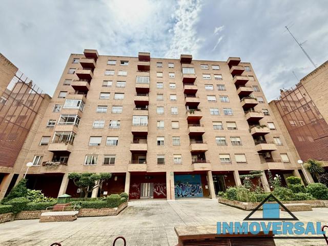 Local en venta en Zaragoza de 73 m2 photo 0