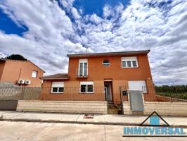 Casa - Chalet en venta en Salillas de Jalón de 158 m2 photo 0