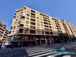 Piso en venta en Zaragoza de 88 m2 photo 0