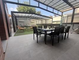 Piso en venta en Figueres de 209 m2 photo 0