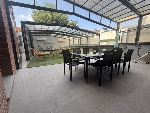 Piso en venta en Figueres de 209 m2 photo 0