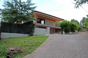 Casa - Chalet en venta en Quart de 292 m2 photo 0