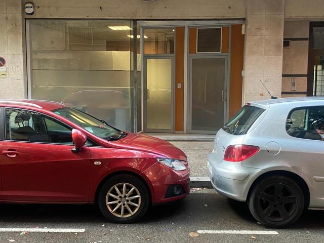 Oficina en venta en Girona de 61 m2 photo 0