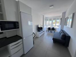 Apartamento en alquiler en Playa D'en Bossa photo 0