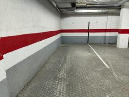 PARKING PARA MOTO JUNTO A PLAZA EINSTEINS photo 0