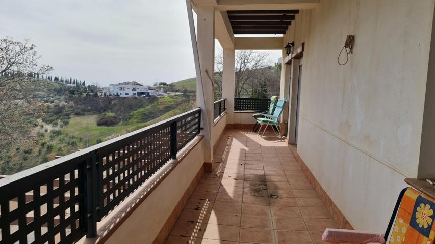 PISO AMUEBLADO y equipado seminuevo en Colomera. photo 0