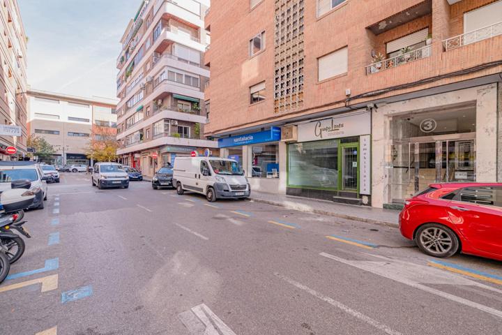 LOCAL en el Centro de Granada. photo 0