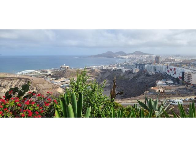 Terreno Urbanizable En venta en Las Palmas De Gran Canaria photo 0