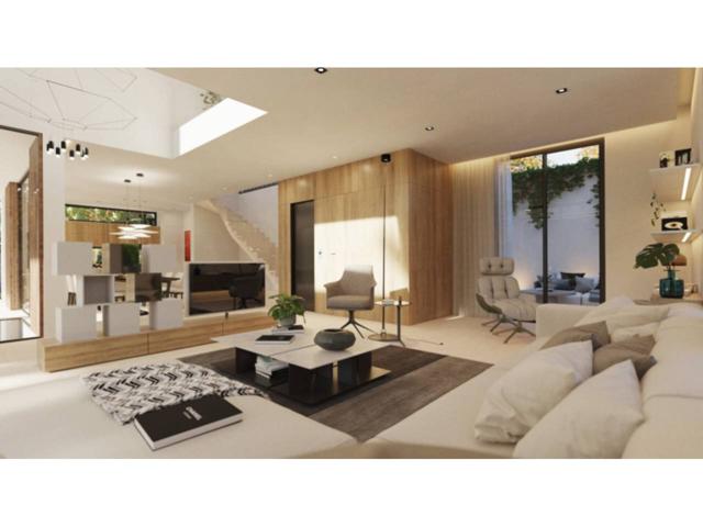 En Venta Exclusiva Villa de Lujo con Vistas al Mar y Piscina Privada Costa Adeje ¡Tu Paraíso Personal te Espera! photo 0