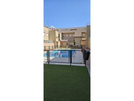 Vivienda seminueva con terraza, piscina y garaje. photo 0