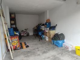 Parking En venta en Salt photo 0