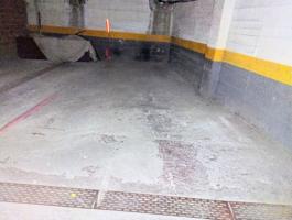Parking En venta en Salt photo 0