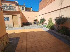 Villa En venta en Salt photo 0