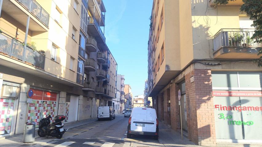 Piso En venta en Salt photo 0