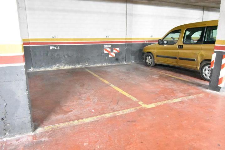 Parking en venta en Centre photo 0