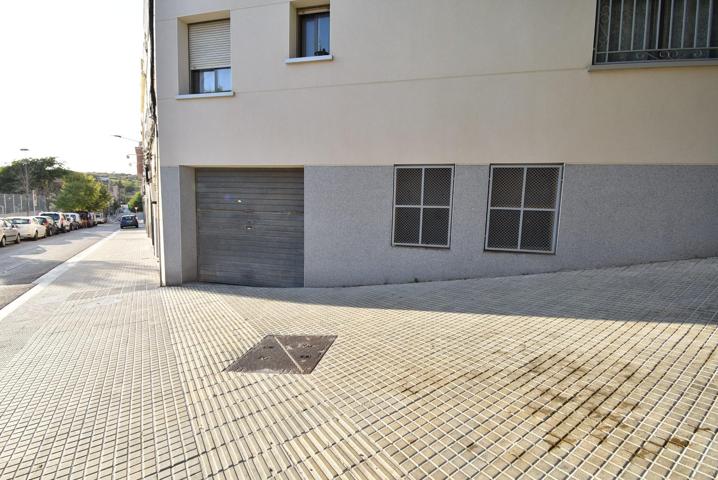 Local en venta en La Maurina photo 0