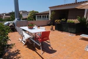 Oportunidad Única: Restaurante en Pleno Funcionamiento + Vivienda en la Planta Superior photo 0