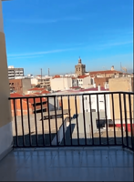 PISO AMPLIO EN VENTA EN EL CENTRO CON UN GRAN BALCON photo 0