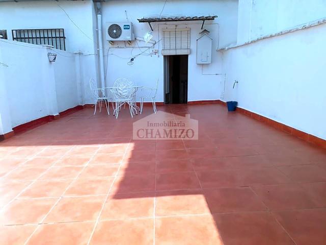 GRAN PISO EN VENTA SIN COMUNIDAD CON UNA GRAN TERRAZA photo 0