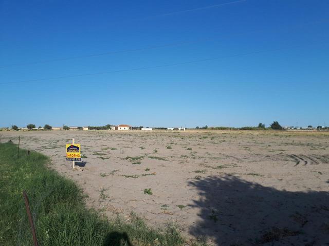 Terreno en venta en Villanueva de la Serena de 6100 m2 photo 0