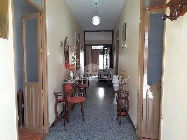 CONJUNTO DE CASA Y PISO EN VENTA photo 0